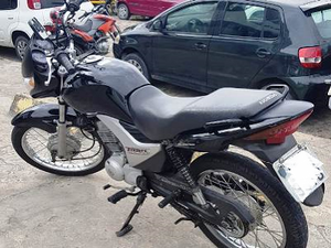 Jovem é preso com motocicleta roubada na AL-101 Norte, em Jacarecica