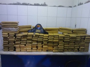 Homem é preso com 156 quilos de maconha em Marechal Deodoro