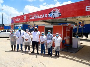 Prefeito de Rio Largo Gilberto Gonçalves anuncia vacinação em idosos acima de 60 anos