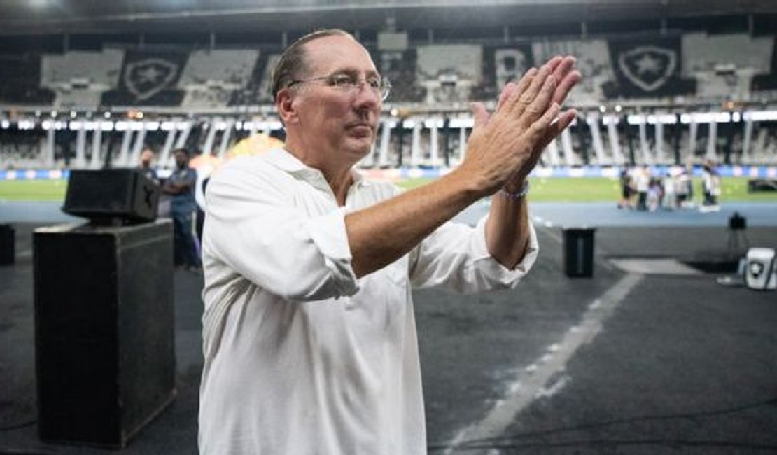 Textor desabafa após eliminação do Botafogo e se recusa a listar erros cometidos: 'Ficaríamos aqui a noite toda'