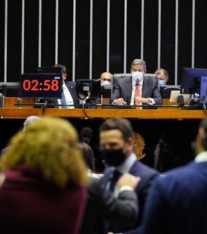 Câmara rejeita 'distritão'; confira como votaram os deputados alagoanos