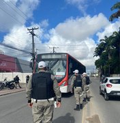 Operação do BPTran fiscaliza e coíbe infrações de trânsito na Grande Maceió