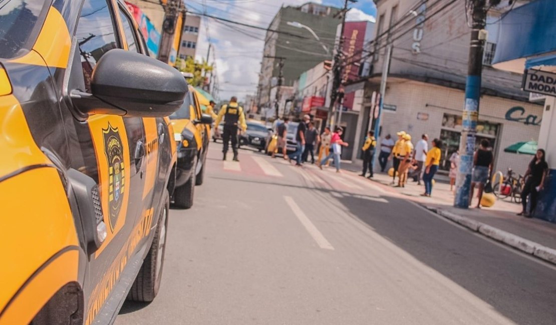 Prefeitura de Maceió sanciona Lei que estrutura carreira de agente de trânsito