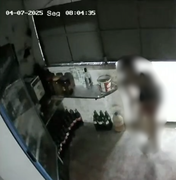 Mulher é presa por série de furtos para comprar drogas em Santana do Ipanema