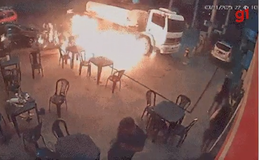 Homem causa princípio de incêndio ao acender cigarro em posto de combustíveis