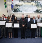 Assembleia Legislativa restitui mandatos cassados de deputados estaduais