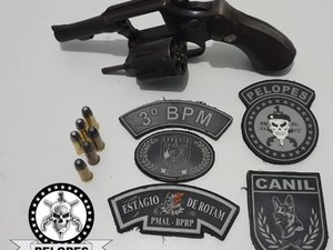 [Vídeo] Jovem é preso por porte ilegal de arma de fogo em bar de Craíbas