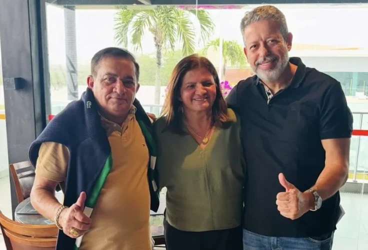 Arthur Lira se reúne com velho aliado de Calheiros no sertão alagoano