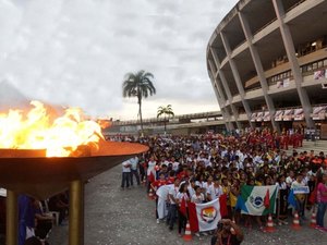 Cerca de 2 mil estudantes abrem Jogos Estudantis neste sábado