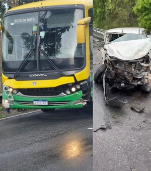 Colisão envolvendo caminhonete, ônibus e van é registrada na Ladeira do Catolé