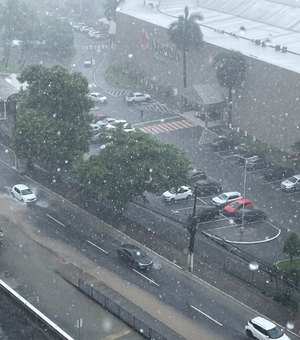 Maceió e outras 46 cidades de AL seguem em alerta de perigo de chuvas
