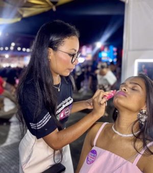 Secretaria da Mulher de Penedo realiza ações durante a Festa do Bom Jesus dos Navegantes