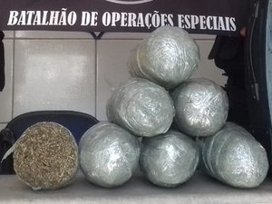 Mulher é presa com quase oito quilos de maconha em Maceió