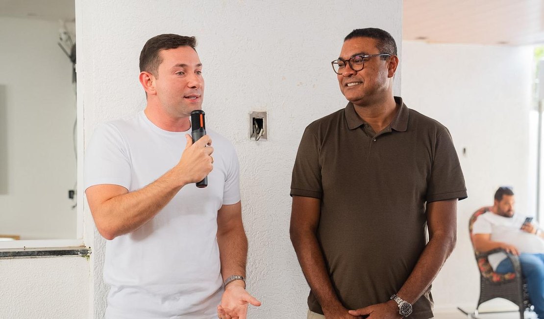 Advogado Lucas Barbosa recebe apoio de secretário de Maceió ligado a Rodrigo Cunha