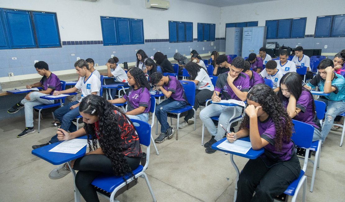 Rede estadual conquista 21 medalhas na Olimpíada Brasileira de Matemática