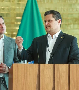 Apesar de avanço, votação do fim da 6x1 em plenário ainda depende de acordo