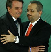 Sem recuo do governo, ala no Congresso articula derrubada de MP de reitores