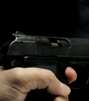 Jovem é assassinado com onze tiros na parte alta de Maceió