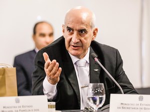 Ramos é o décimo ministro do governo Bolsonaro com coronavírus