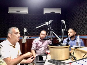 'Maceió chegará aos 100% da cobertura na saúde', diz Alfredo Gaspar em sabatina no Na Mira da Notícia