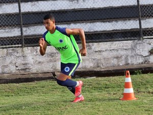 Cruzeiro inicia terceira semana de preparação com treino no Estádio Municipal