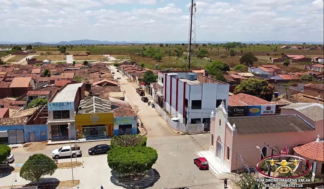 Homem é preso quebrar casa do próprio pai com marreta e ameaçá-lo em Craíbas
