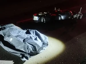 Colisão entre carro e moto deixa motociclista morto em Porto Real do Colégio