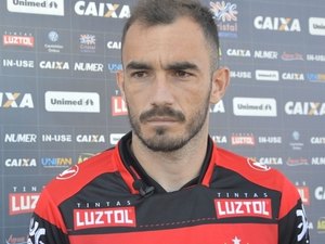 CRB está contratando lateral direito de clube da série A do Brasileiro 