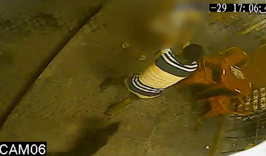 Câmeras registram assassinato de garçonete no Benedito Bentes, em Maceió