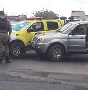 Viatura da Força Tarefa se envolve em acidente em Arapiraca
