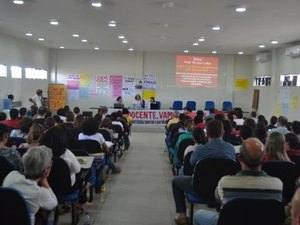 Docentes federais decidem pela continuidade da greve em Alagoas