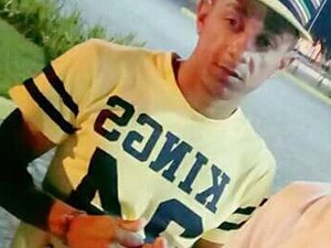 Jovem é assassinado a tiros em praça pública de Murici