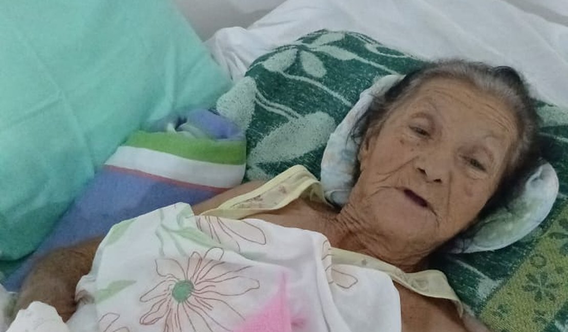Família faz campanha para ajudar idosa internada com infecção grave e pede apoio para transferência hospitalar