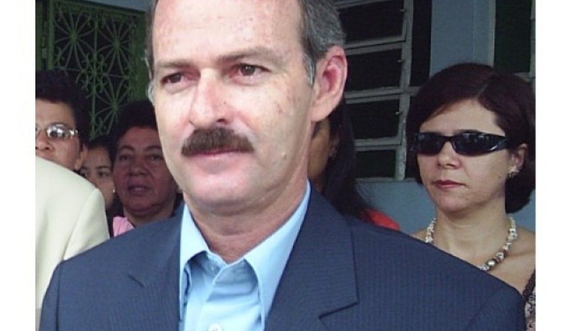 Ex-vice prefeito vai tentar barrar reeleição de Bastinho em Taquarana