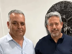 Gaspar e Lira articulam apoio de 30 prefeitos alagoanos a Flávio Bolsonaro no 2º turno