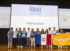 Escolas estaduais são premiadas e se destacam na maior feira de iniciação científica do país