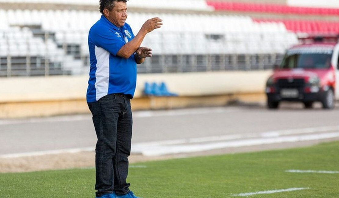 Comandado por Jacozinho, CSA enfrenta Cuiabá na Arena Pantanal e busca liderança 