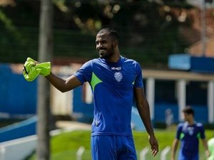 Sem Klaus, Inter 'convoca' Thales, que deixa CSA na semana decisiva da série C