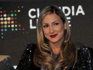 Gafes irritam diretor e Claudia Leitte pode deixar o The Voice Brasil