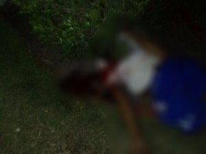Jovem é atingido por sete tiros enquanto passeava por praça no Agreste