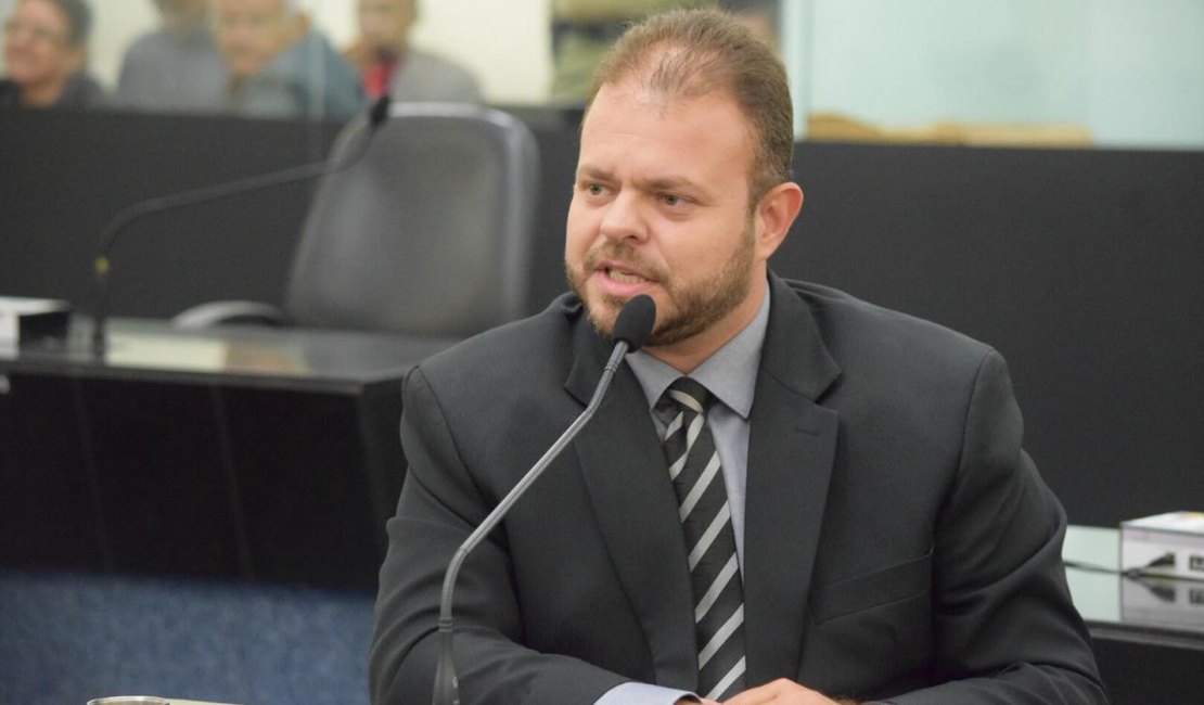 Léo Loureiro é eleito presidente da Comissão de Saúde e Seguridade Social na Assembleia