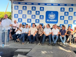 Paulo Dantas nega candidatura em 2026 durante inauguração de obras em União dos Palmares