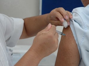 Vacina pentavalente está em falta nos postos de todo o país