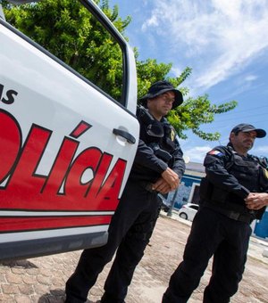 PM prende jovem e menor de idade por tráfico de drogas em Rio Largo