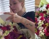 Virginia surge envergonhada após receber buquê de flores: 'Amo'