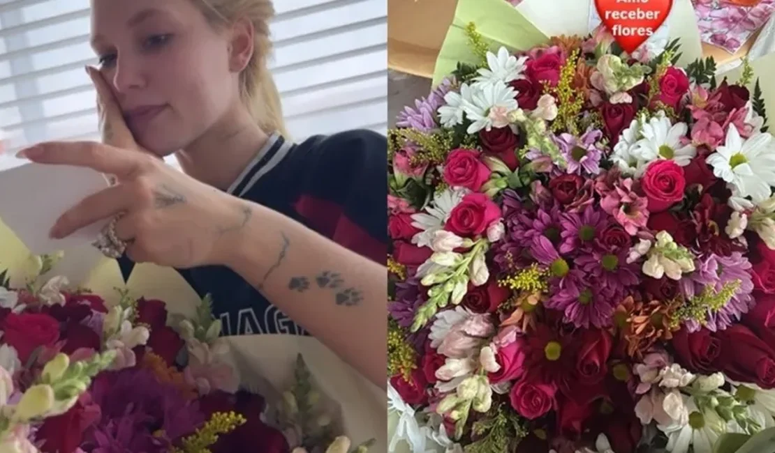 Virginia surge envergonhada após receber buquê de flores: 'Amo'
