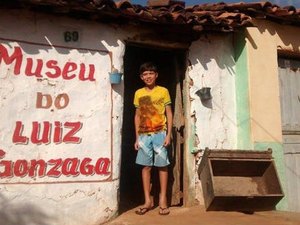 Menino de 10 anos cria museu para Luiz Gonzaga
