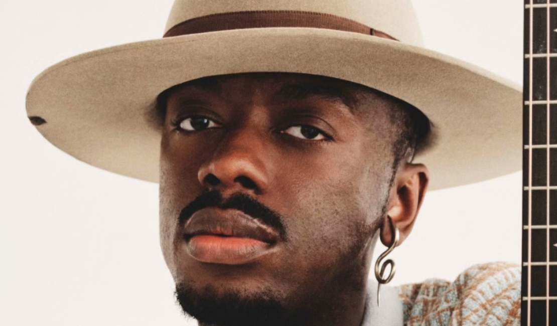 Revelado no The Voice Brasil e vencedor de 3 Grammys, Jota.pê estreia em Penedo com Projeto Seis & Meia