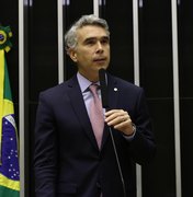 Rafael Brito vê avanço na regra de transição da PEC 6x1 e reforça urgência da votação no Senado