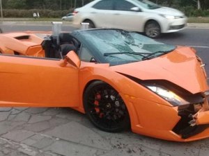 Lamborghini envolvida em acidente não tinha seguro, diz empresa